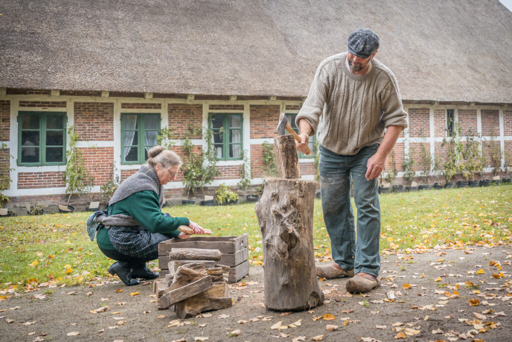Darstellende der Gelebten Geschichte im Museumsdorf Wennerstorf. Foto: Kerstin Bittner