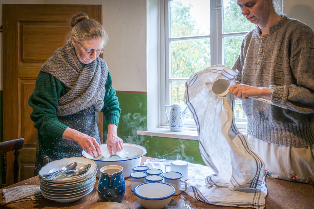 Darstellende der Gelebten Geschichte im Museumsdorf Wennerstorf. Foto: Kerstin Bittner