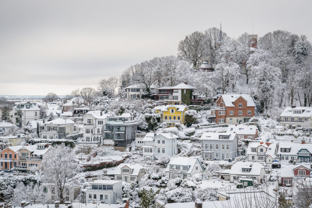 Schnee im Treppenviertel in Blankenese. Foto: Kerstin Bittner