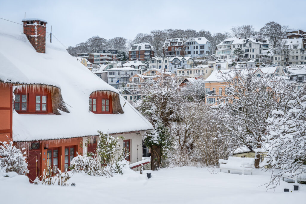 Schnee im Treppenviertel in Blankenese. Foto: Kerstin Bittner