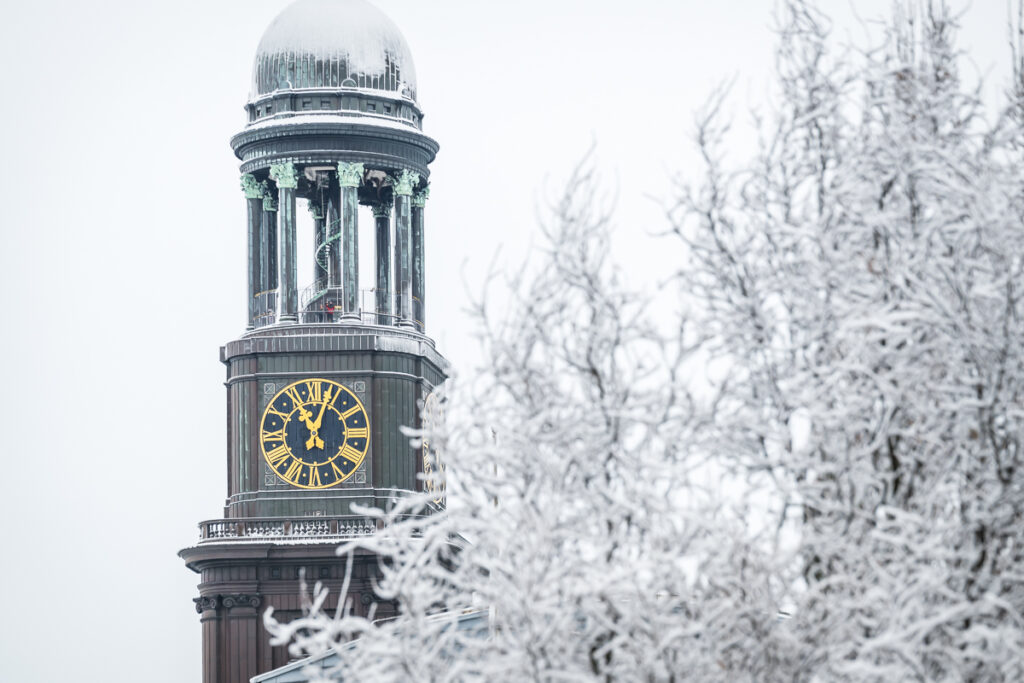 Kiche St. Michaelis im Schnee. Foto: Kerstin Bittner